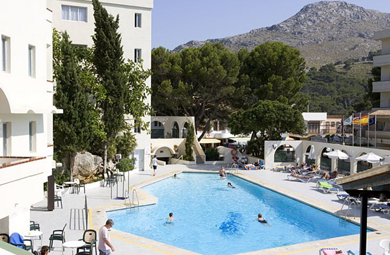 Globales Simar Ξενοδοχείο Cala de Sant Vicenc Ανέσεις φωτογραφία